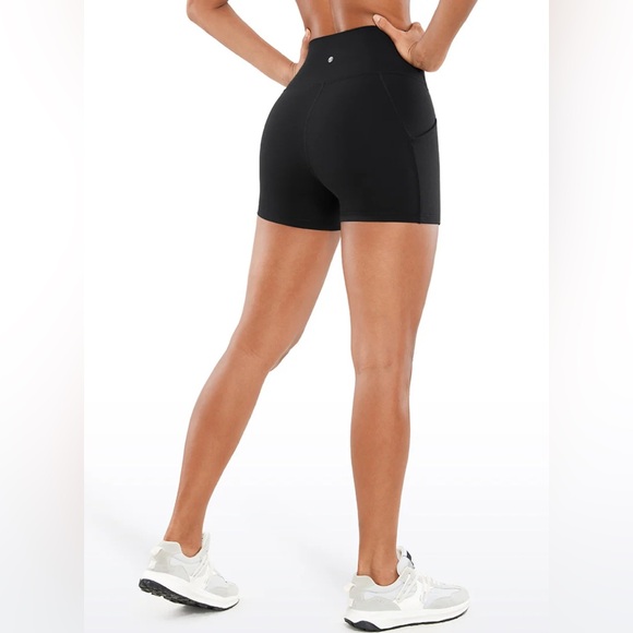 Butterluxe Pockets Shorts 3'' - Picture 2 of 5